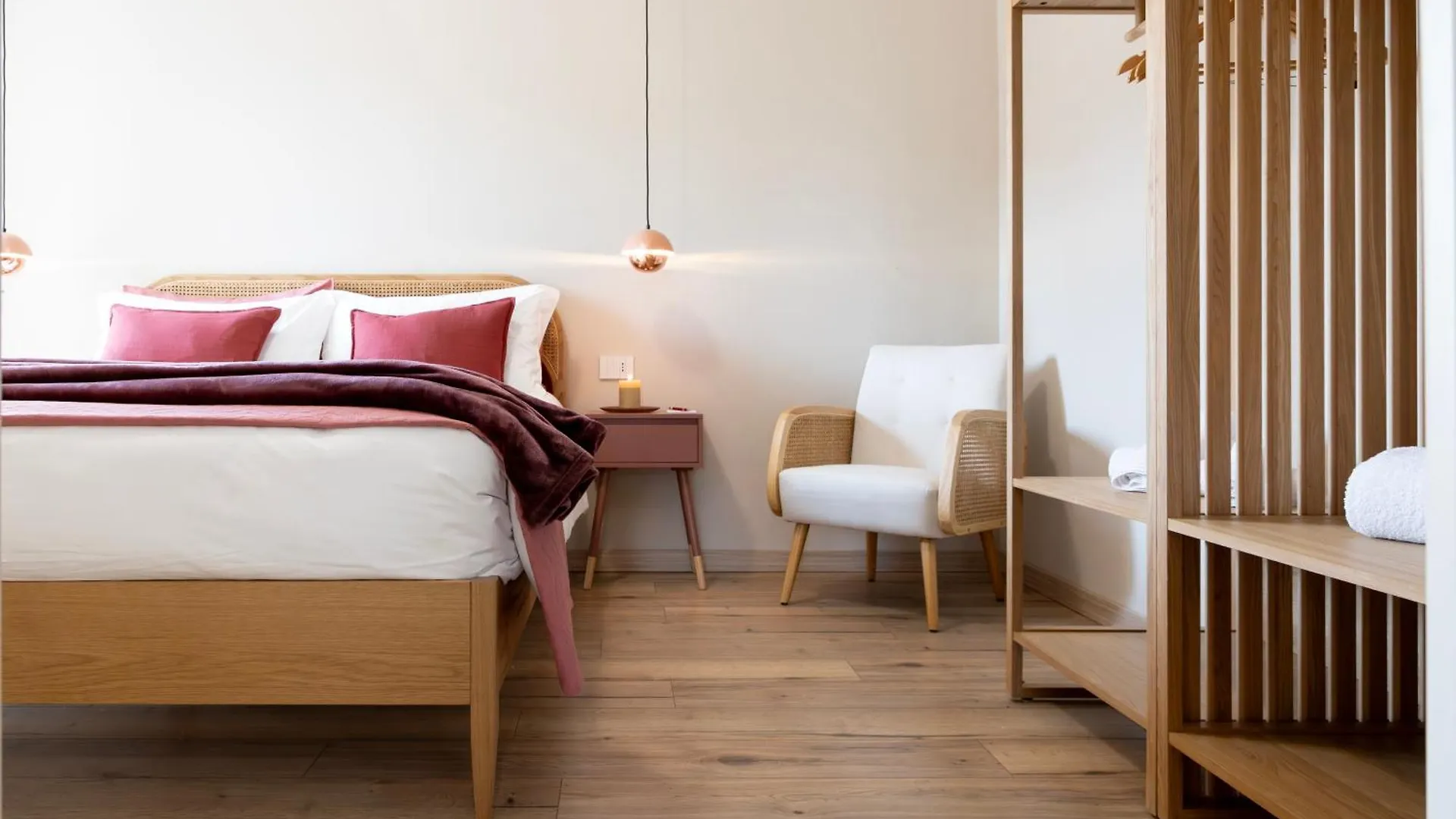 Elmas Chapelle Nove - Wabi Sabi Apartment