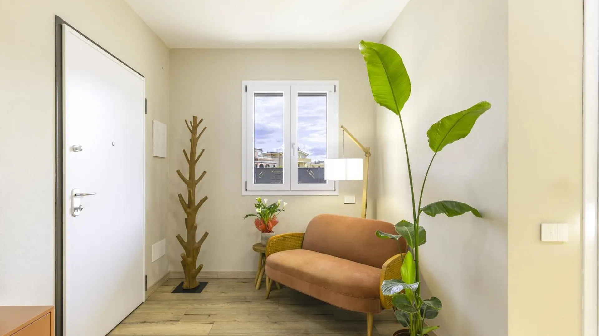 Elmas Chapelle Nove - Wabi Sabi Apartment